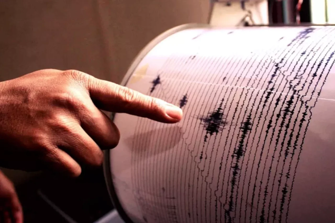 Son dakika: Balıkesir'de korkutan deprem