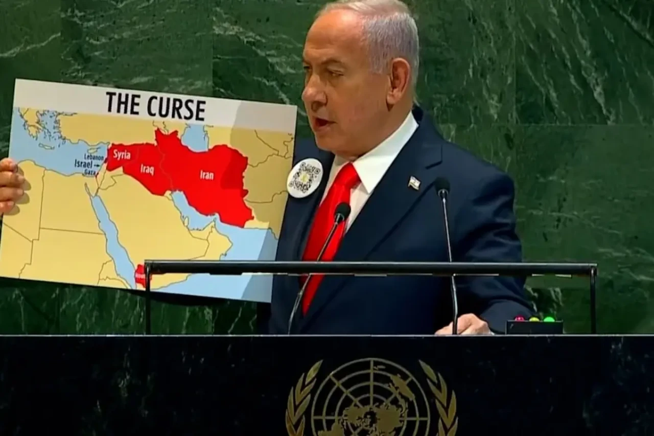 Netanyahu, BM'de kürsüye "Düşman ülkeler" haritasıyla çıktı! İçlerinden biri sürpriz