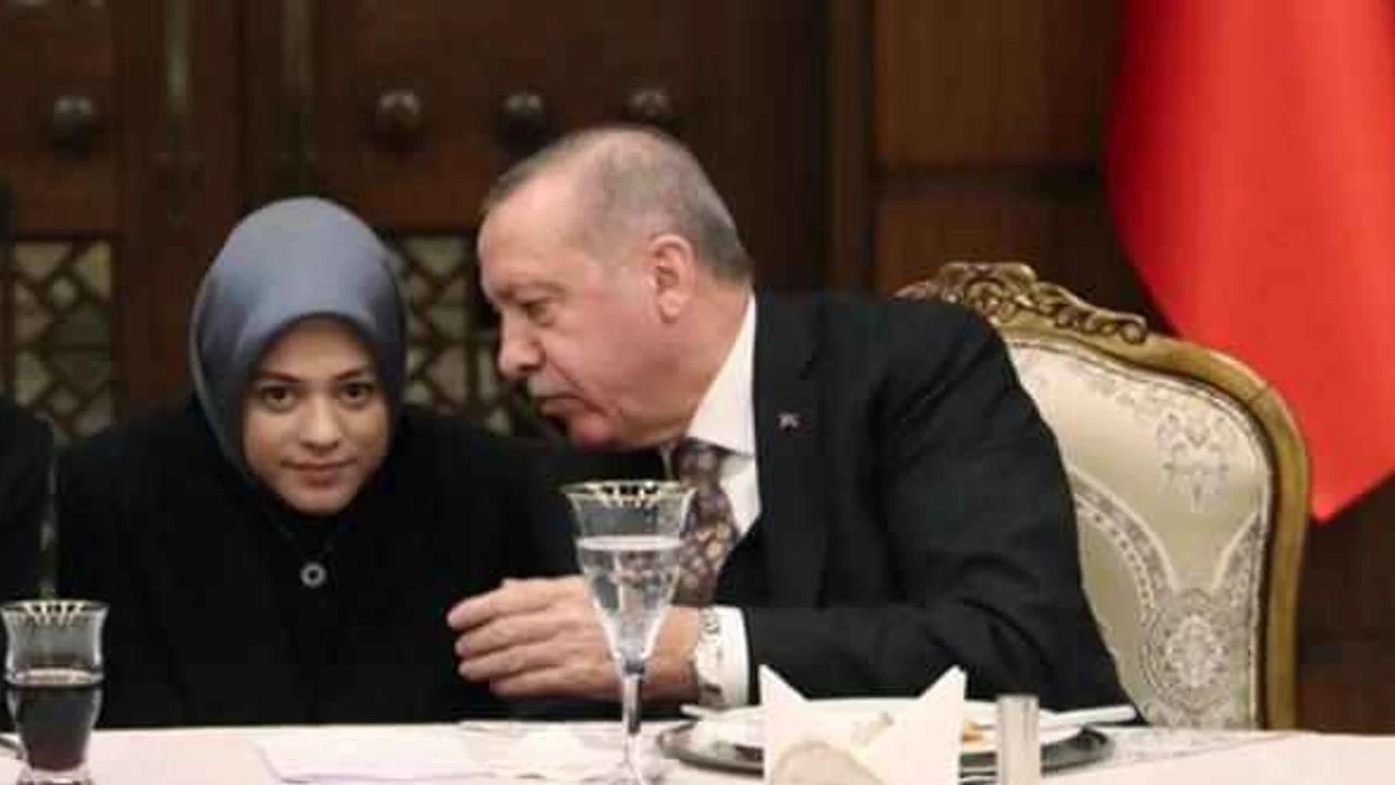 Cumhurbaşkanı Erdoğan'ın tercümanı kim, adı ne? Annesi kim?