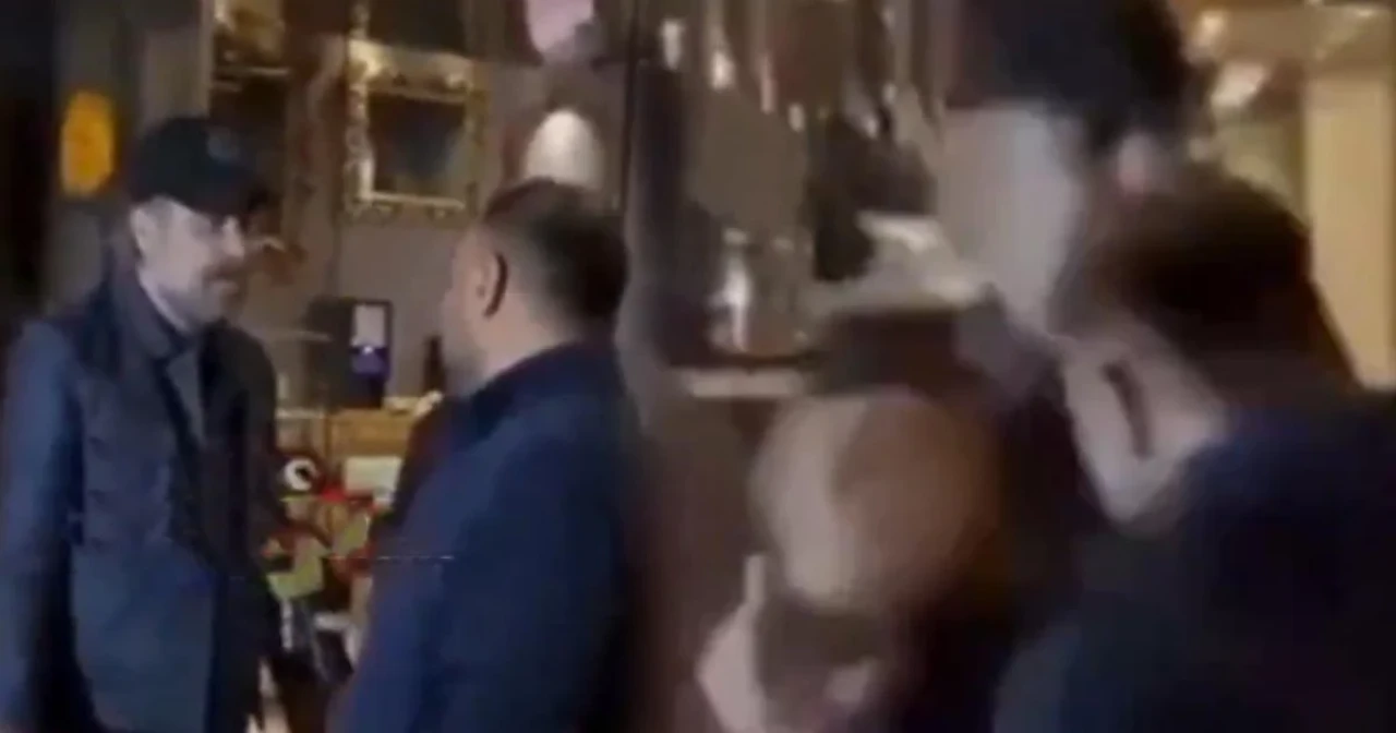 Nejat İşler ile muhabir arasında gergin anlar: Gerginlik kafa atma ile bitti