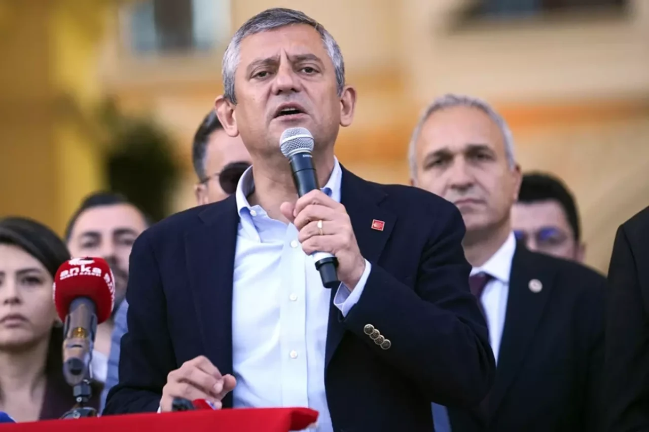 Özgür Özel: Özgür Çelik görevinin başında, kararı tanımıyoruz