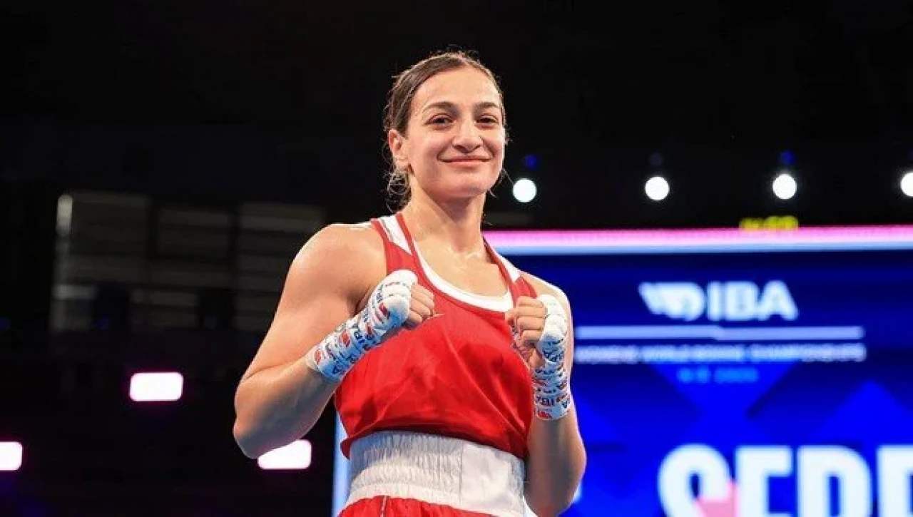 Buse Naz Çakıroğlu Dünya Boks Şampiyonası’nda yarı finalde