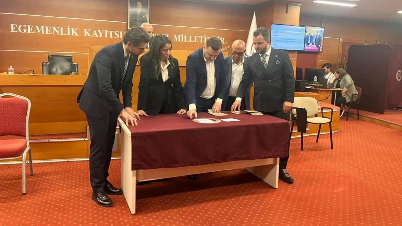 AK Parti Bayrampaşa'daki oylamayla ilgili hukuki süreç başlattı