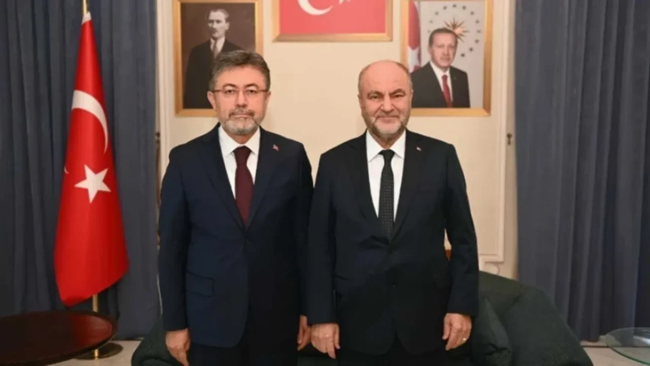 Bakan Yumaklı, Şam Büyükelçiliği’ni ziyaret etti