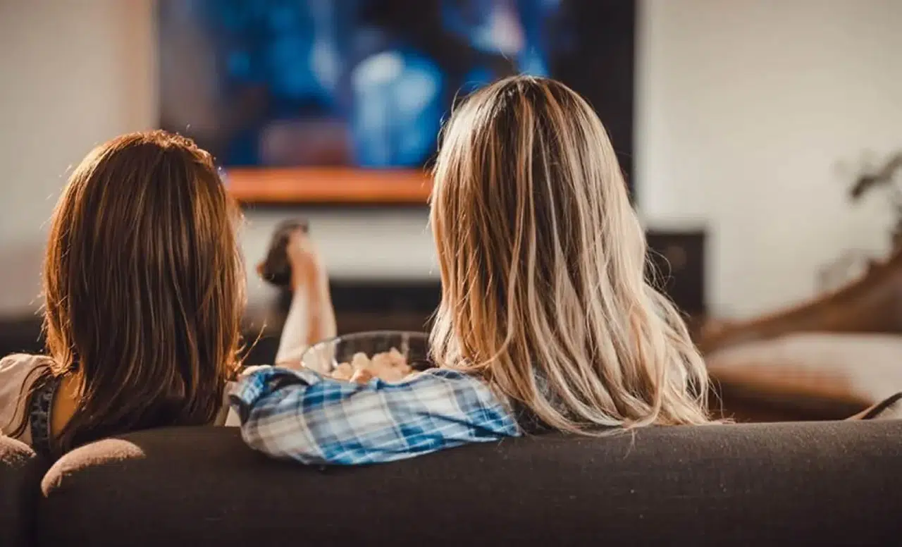 19 Şubat Perşembe TV yayın akışı! Bu akşam hangi diziler var, TV'de ne var?