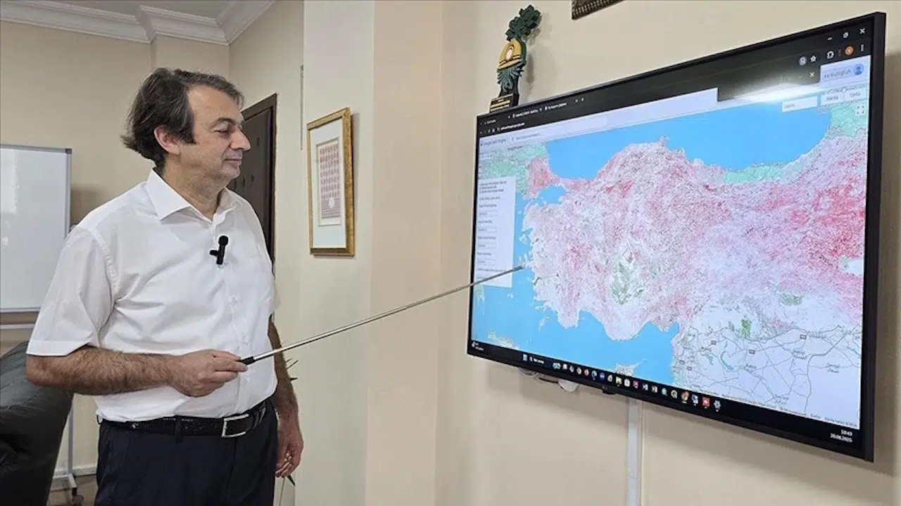 Deprem potansiyeli yüksek yeni bölge tespit edildi: Van Gölü doğusunda 230 kilometrelik fay zonu