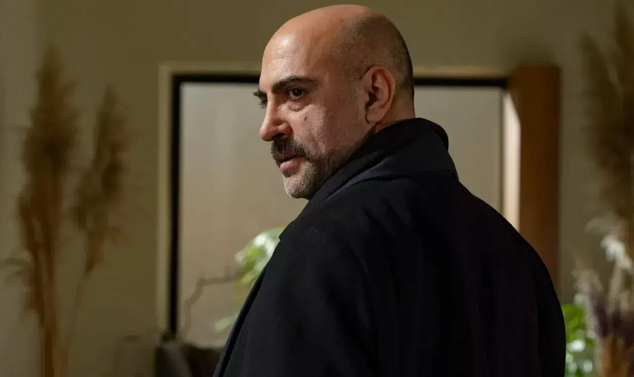 Eşref Rüya'nın yeni karakteri Ölü Yaşar kim? Erol Babaoğlu kimdir, kaç yaşında?