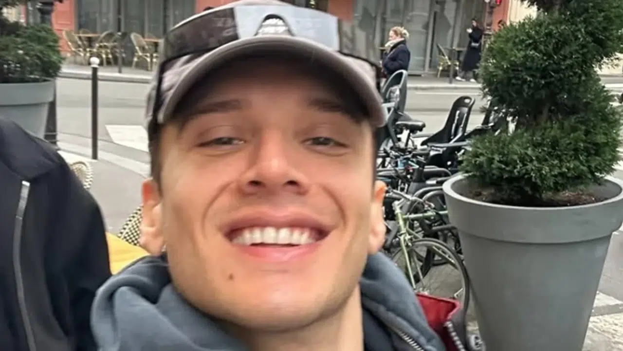 Şarkıcı Edis Görgülü hakkında gözaltı kararı, İstanbul Havalimanı’nda yakalandı