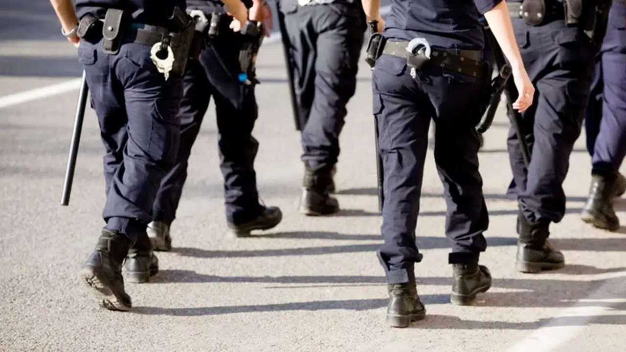 TC sorgusu 3 bin TL, gümrükteki devriye polisine 2,35 milyon TL