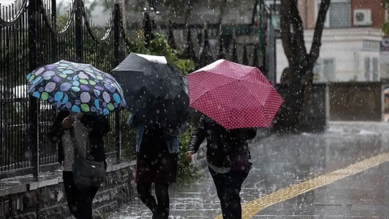 Meteoroloji uyardı: Yurt genelinde sıcaklıklar düşüyor, kar geliyor