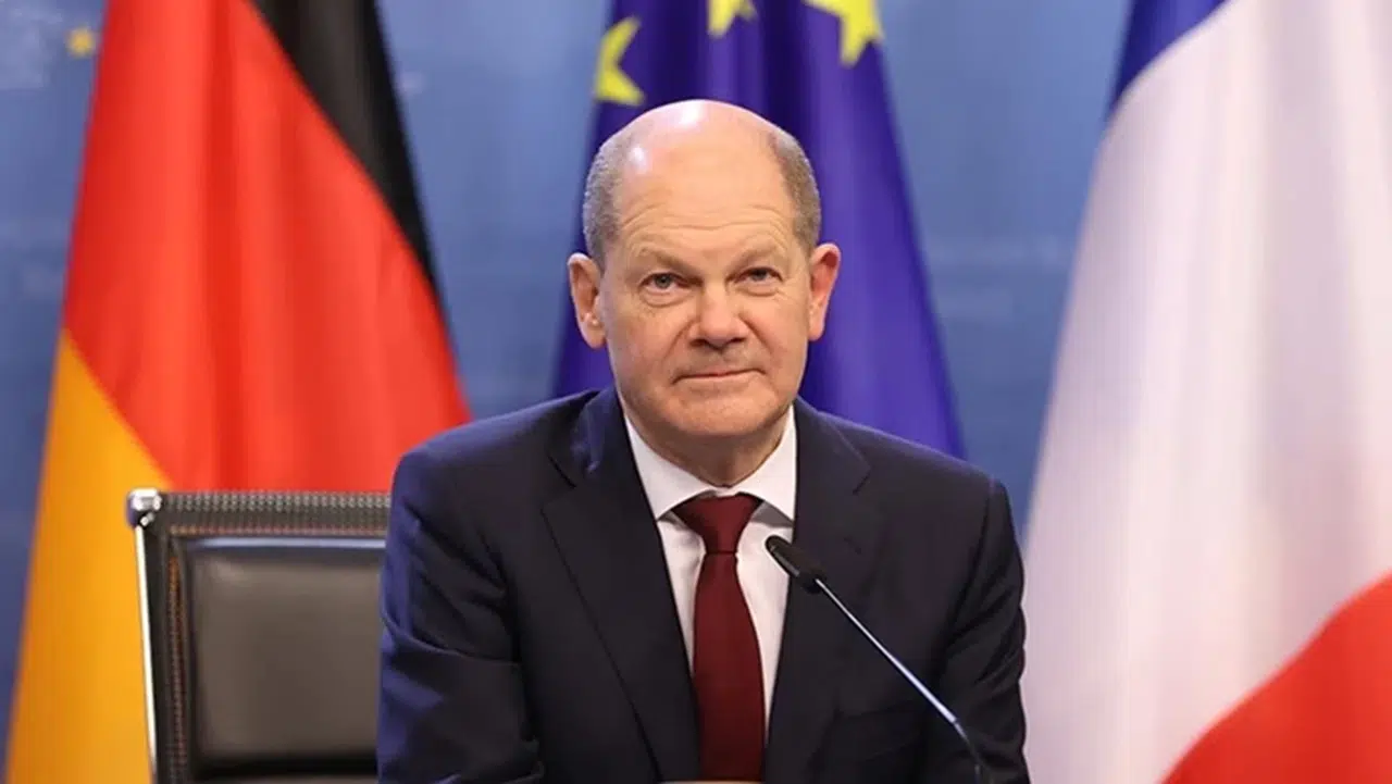Scholz'un sekreterinin Epstein belgelerinde adının geçtiği ortaya çıktı