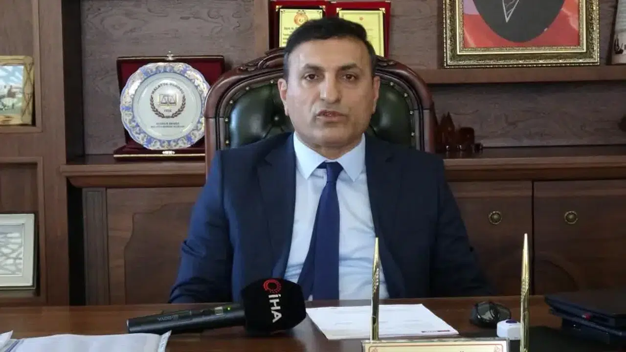 CHP'li Yazıhan Belediye Başkanı Abdulvahap Göçer partiden ihraç edildi
