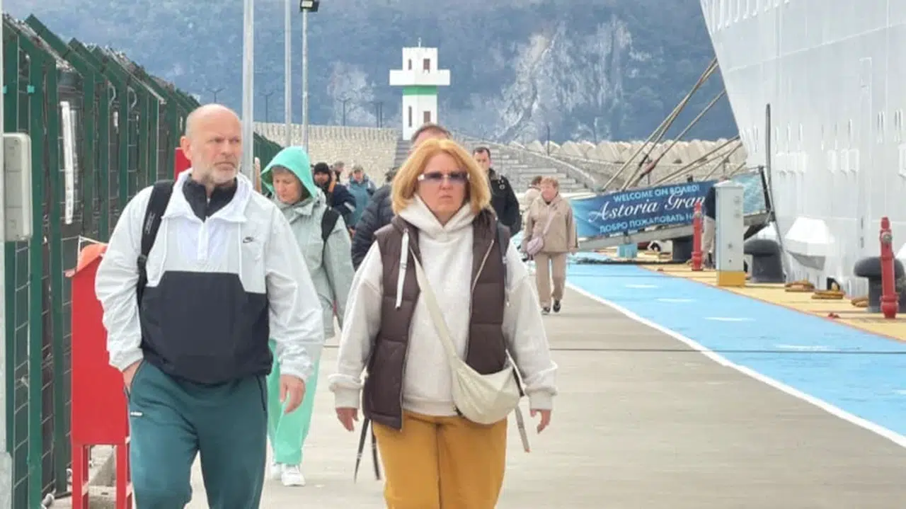 Akın akın geliyorlar: Rus turistler o ilçeyi doldurdu