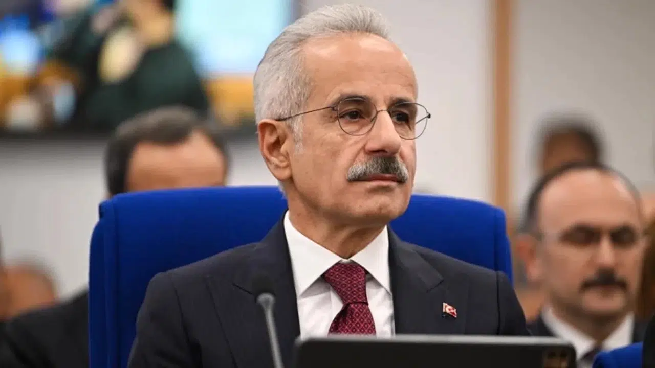 Bakan Uraloğlu: "Hürmüz Boğazı’nda risk yüksek"