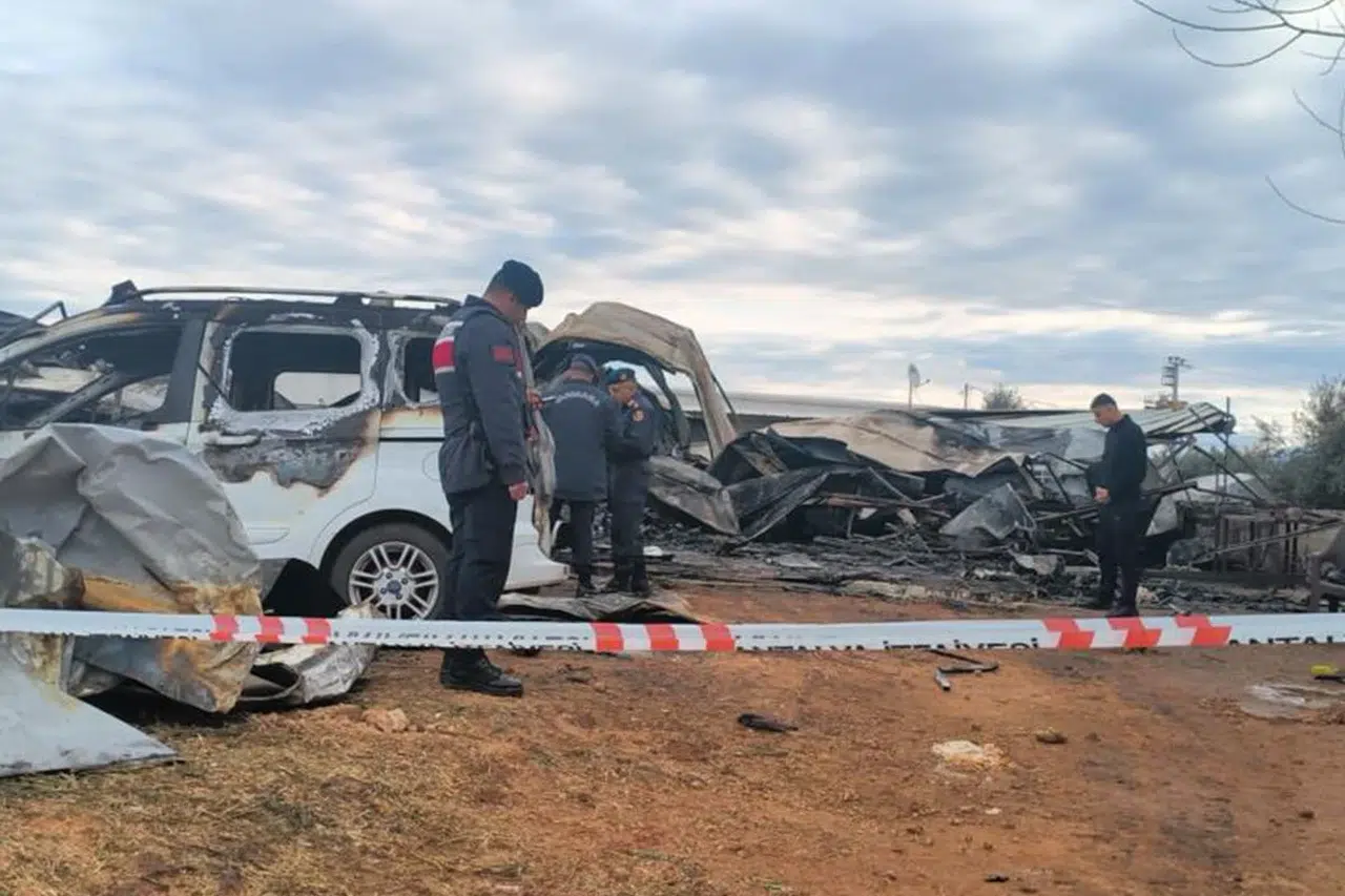 Antalya'da büyük yangın: 5'i çocuk 6 ölü