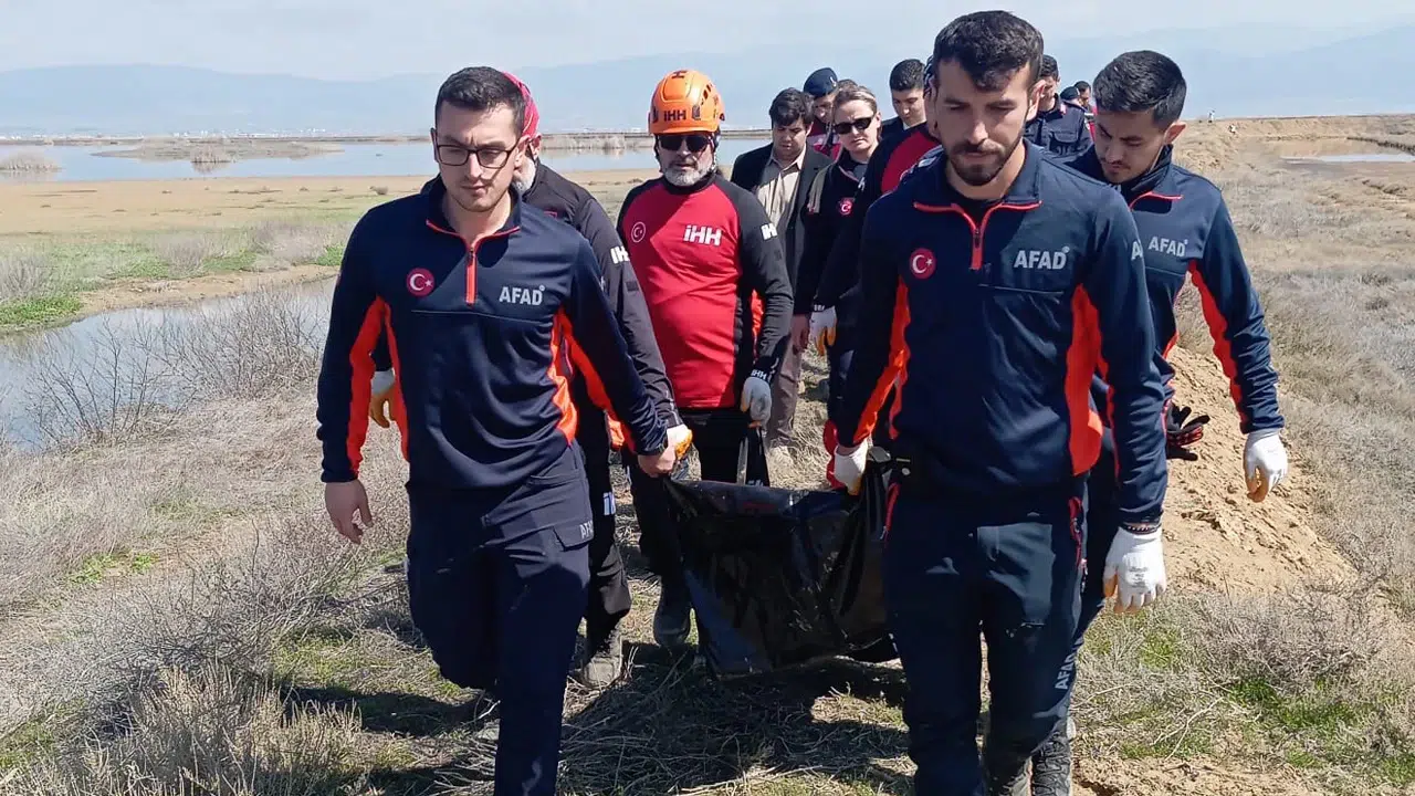 Kayıp olarak aranıyordu: Alzheimer hastası kadın su kanalında bulundu