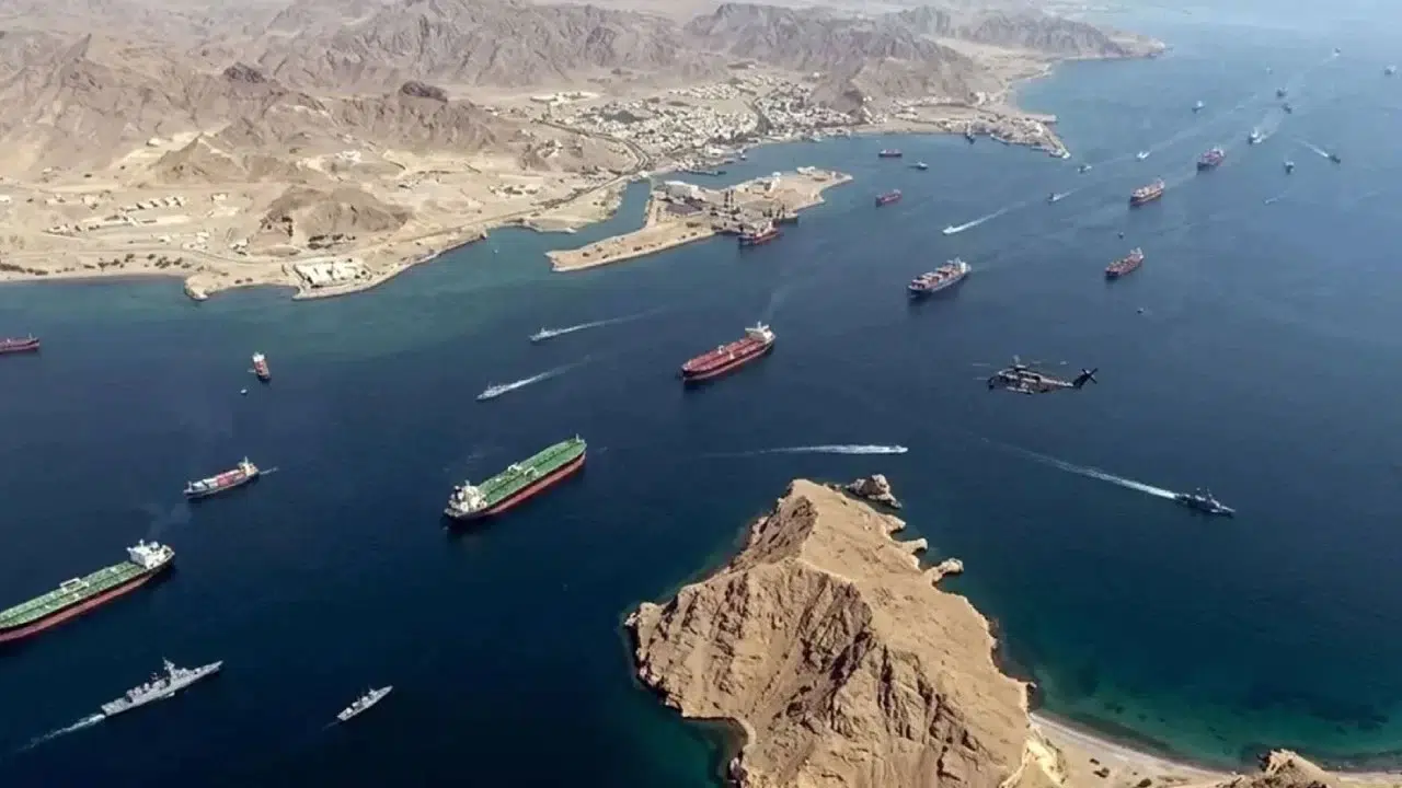 Hindistan LPG tankerleri, Hürmüz Boğazı’nı geçti