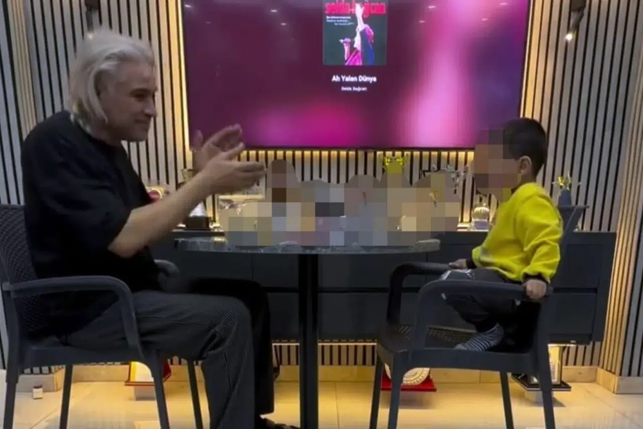 İzmir'de 3 yaşındaki oğlunu alkol masasına oturtan baba gözaltına alındı