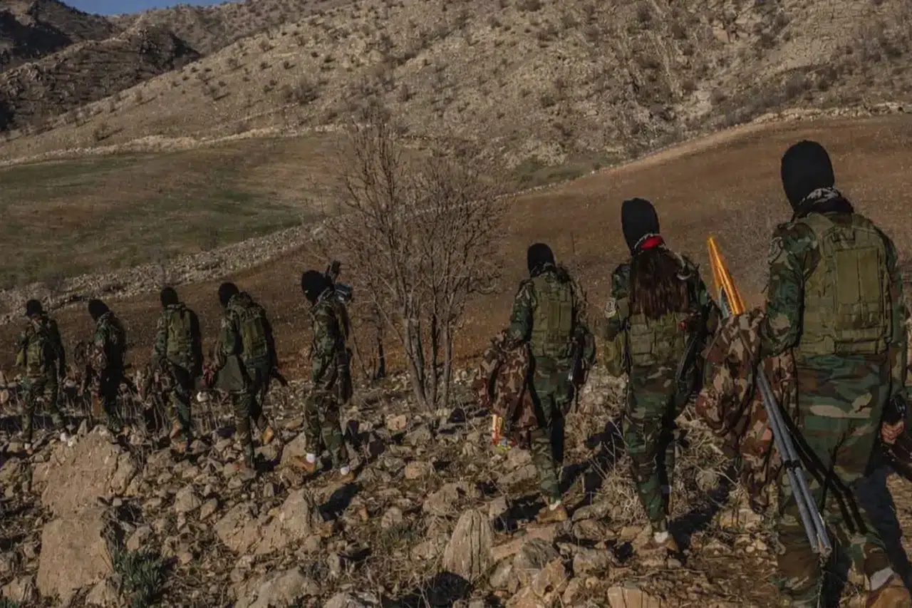 İranlı Kürt milislerin İran'ın kuzeybatısında kara saldırısı başlattığı iddiası