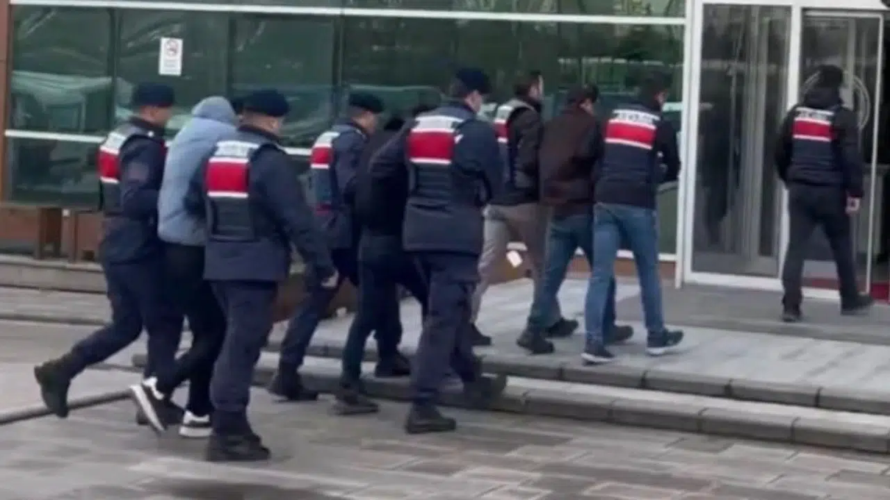 18 ilde yasa dışı bahis operasyonu: 67 şüpheli tutuklandı, 40 kişi adli kontrol altında