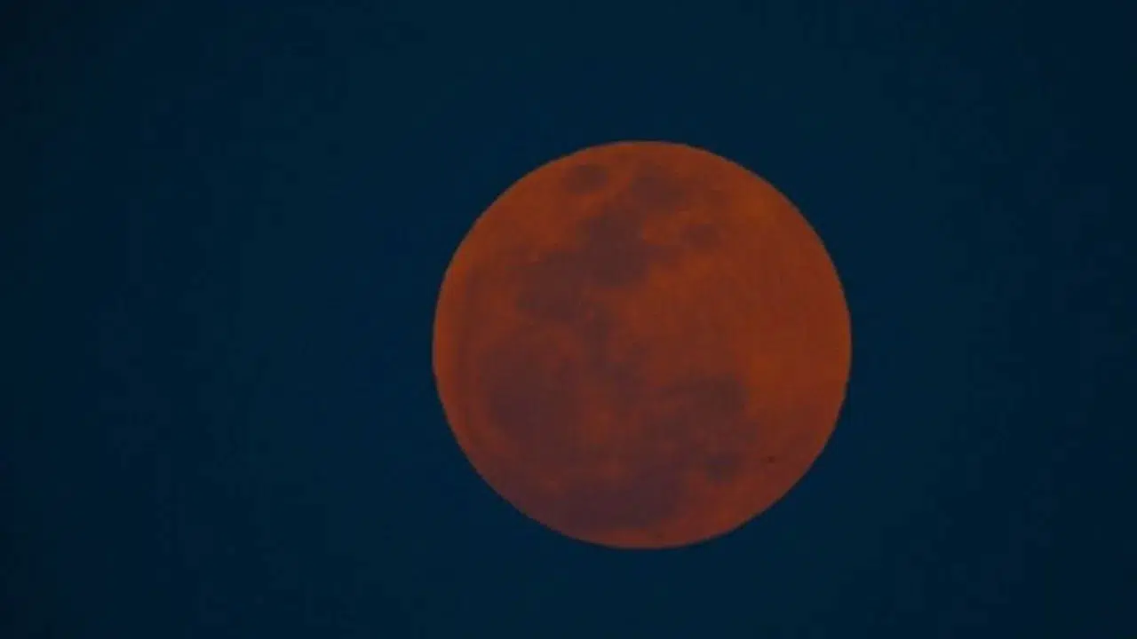 Kanlı Ay tutulması ne zaman? Türkiye'den izlemek mümkün mü?