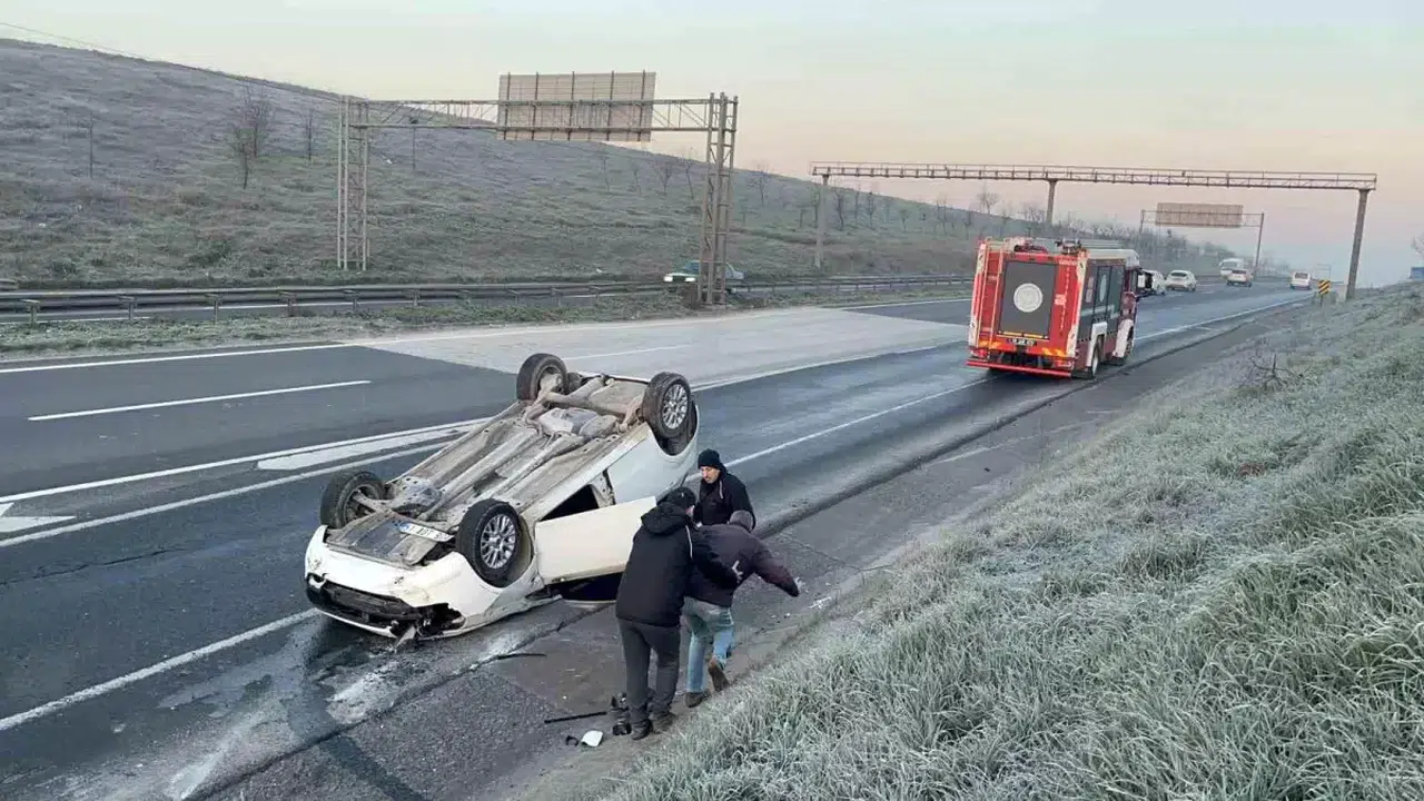 Emniyet kemeri faciayı önledi: Takla atan otomobilde mucize kurtuluş