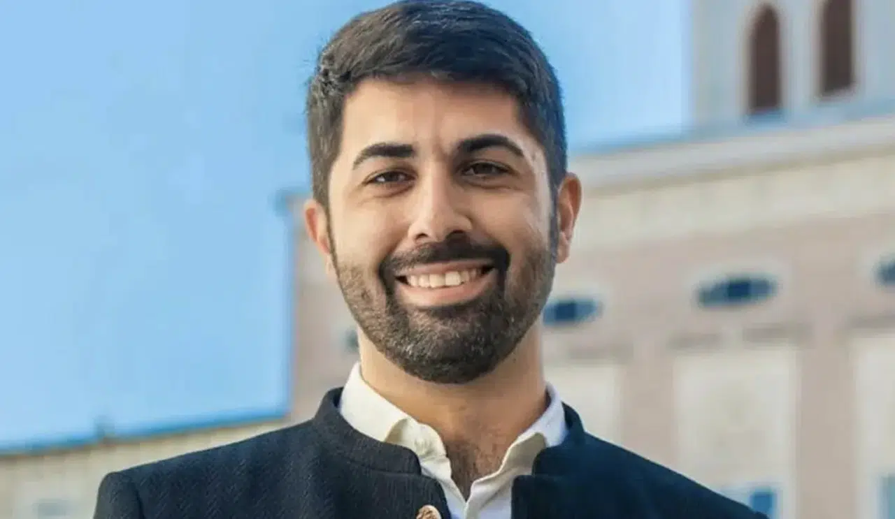 Almanya’da tarihi zafer: Elbistanlı belediye başkanı seçildi