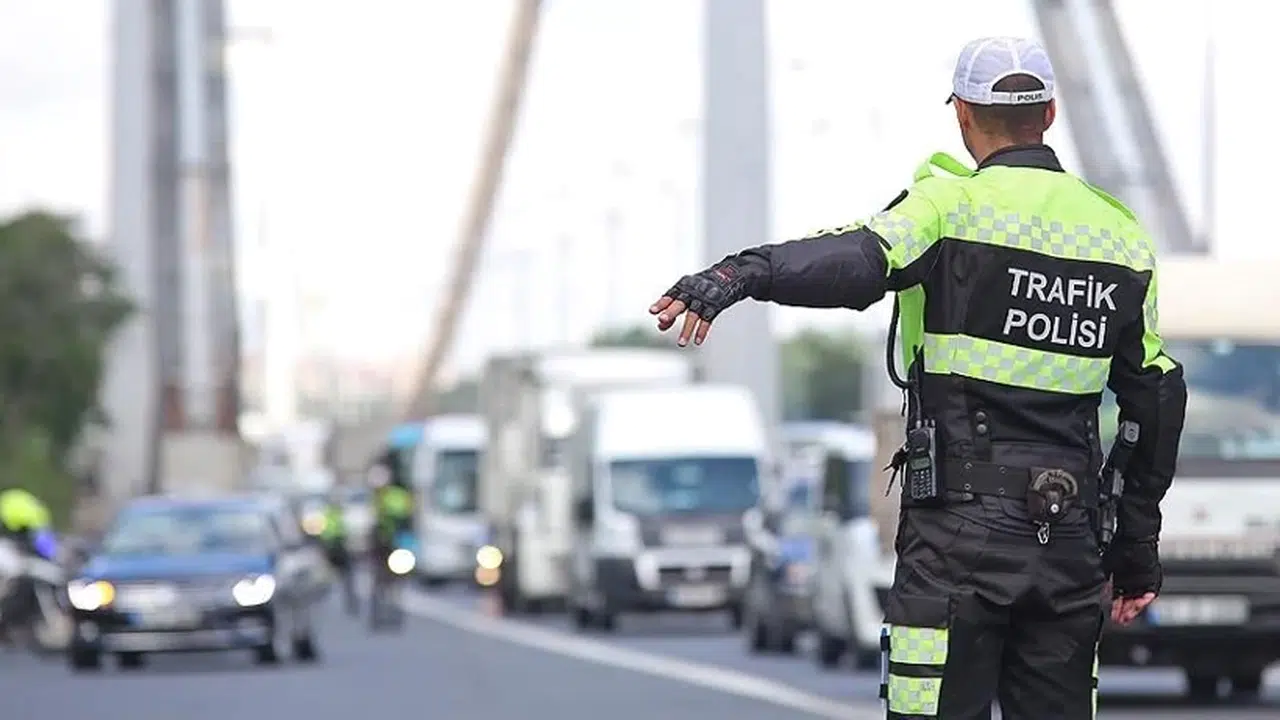 Makas atan sürücüye rekor ceza: Hayatının şokunu yaşadı