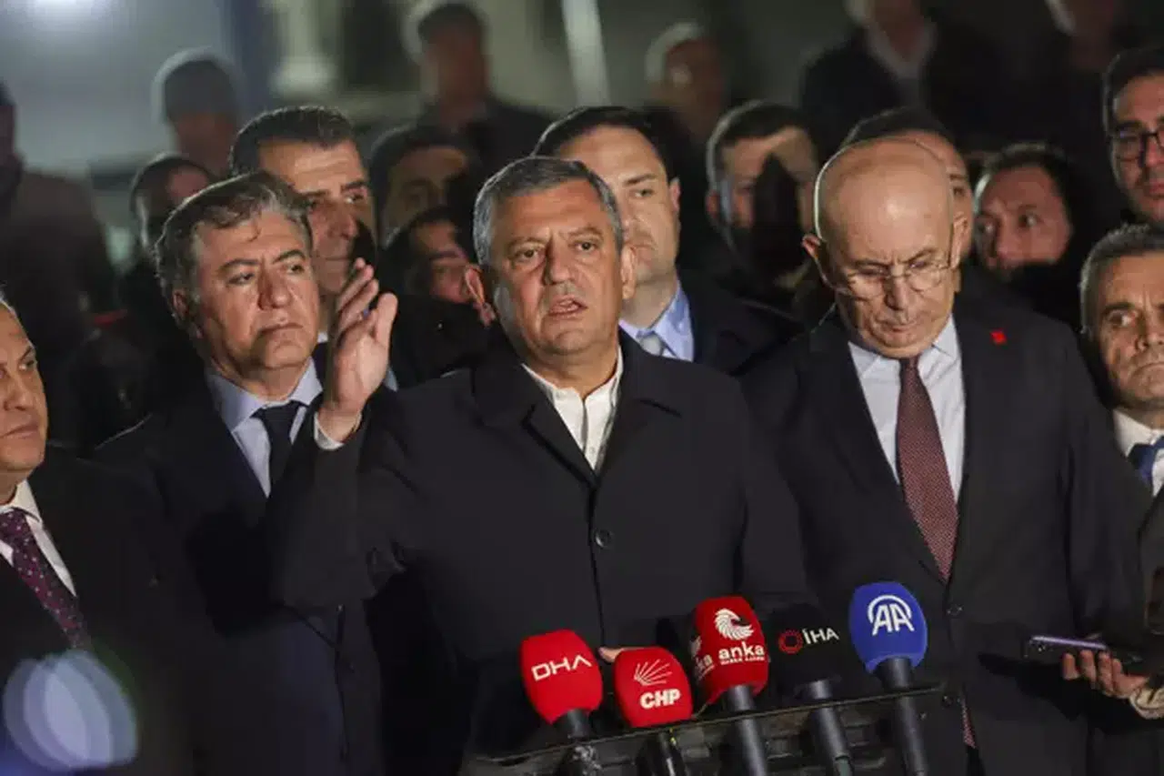 Özgür Özel: "Taştan su çıkarsa buradan da suç çıkar"