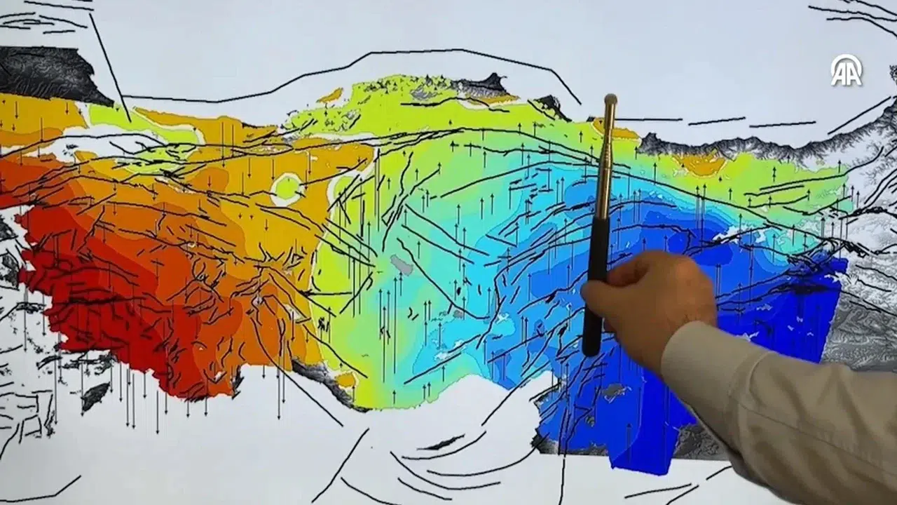 Uydu verileriyle yeni fay gerilimi tespit edildi: Uzmanlardan deprem uyarısı
