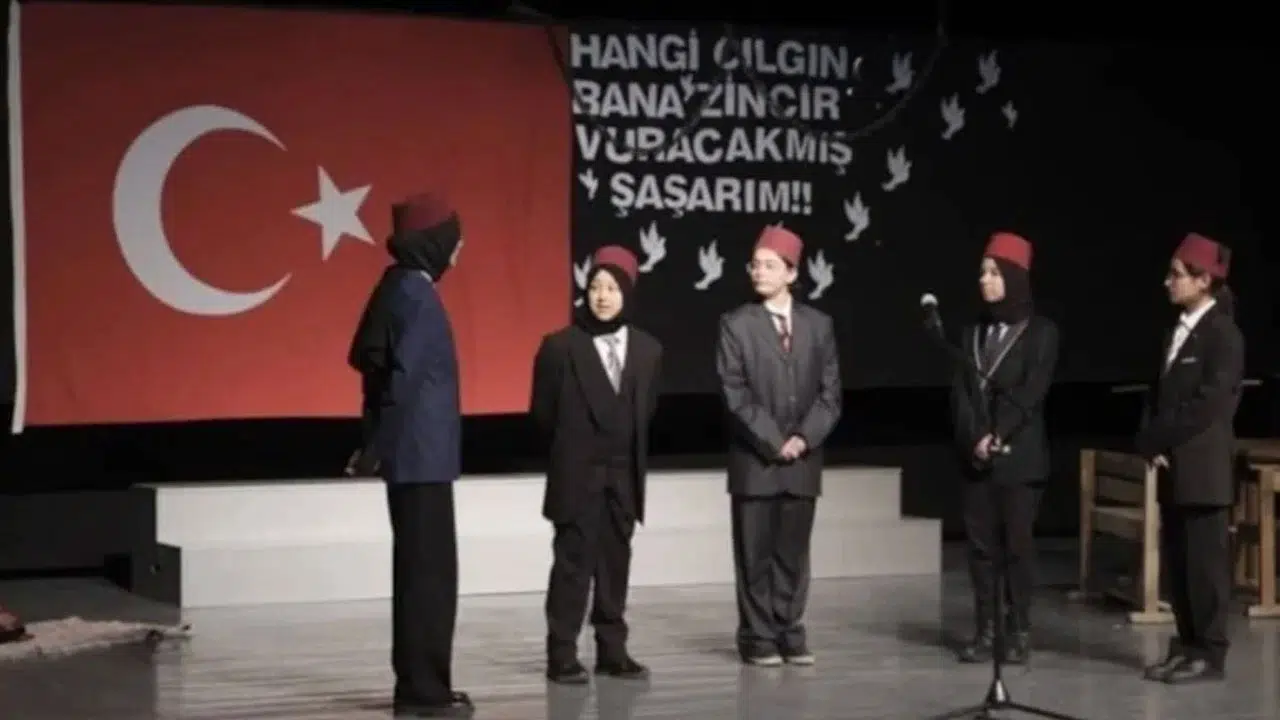 İstiklal Marşı’nın Arapça okunmasına Valilik soruşturma başlattı