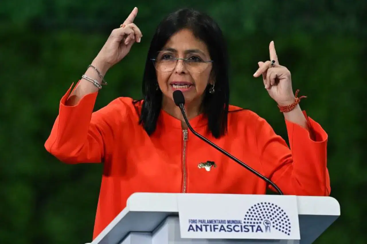 Venezuela’da kritik görev değişimi: Savunma Bakanı Lopez görevden alındı