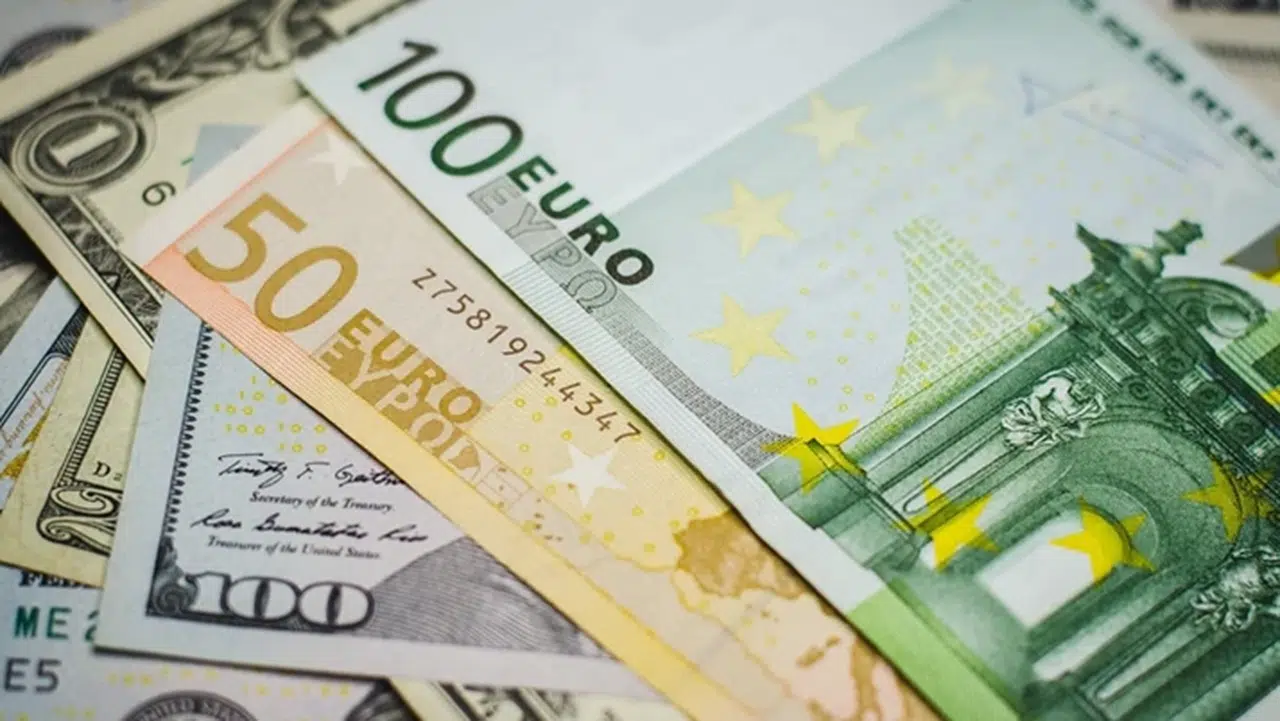 Dolar ve Euro haftaya böyle başladı
