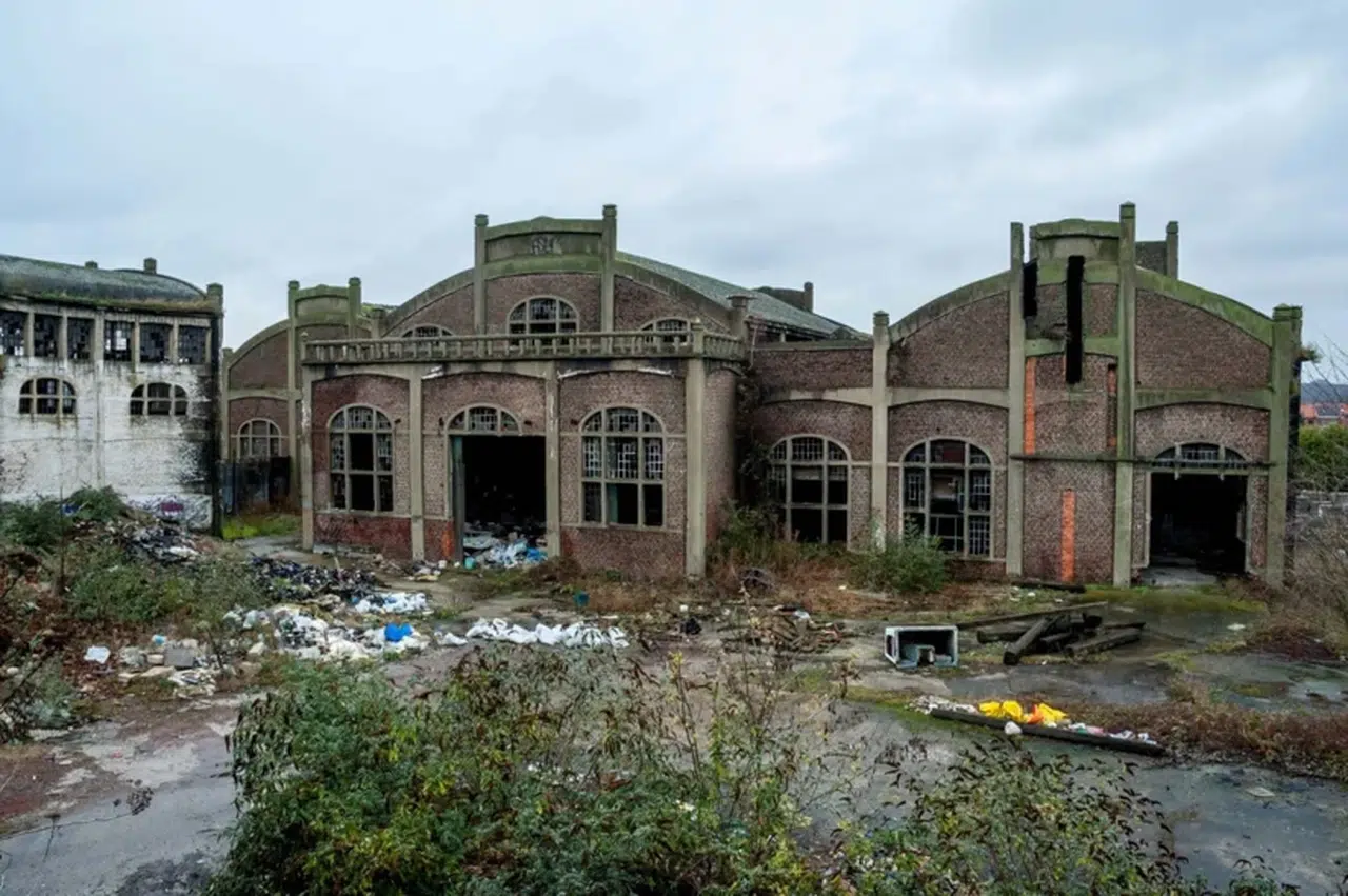 "Dünyanın en çirkin şehrine" turist akını!