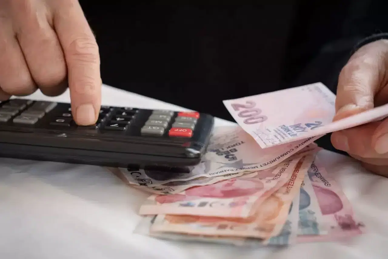 Memur-Sen’den ikramiye talebi: "Memurlara da bayram ikramiyesi verilmeli"