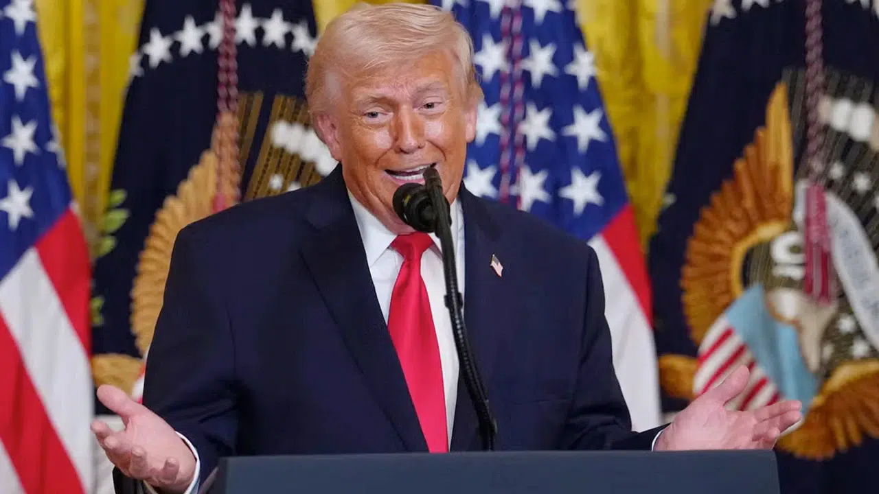 Donald Trump, İran’a yönelik saldırıların artacağını söyledi