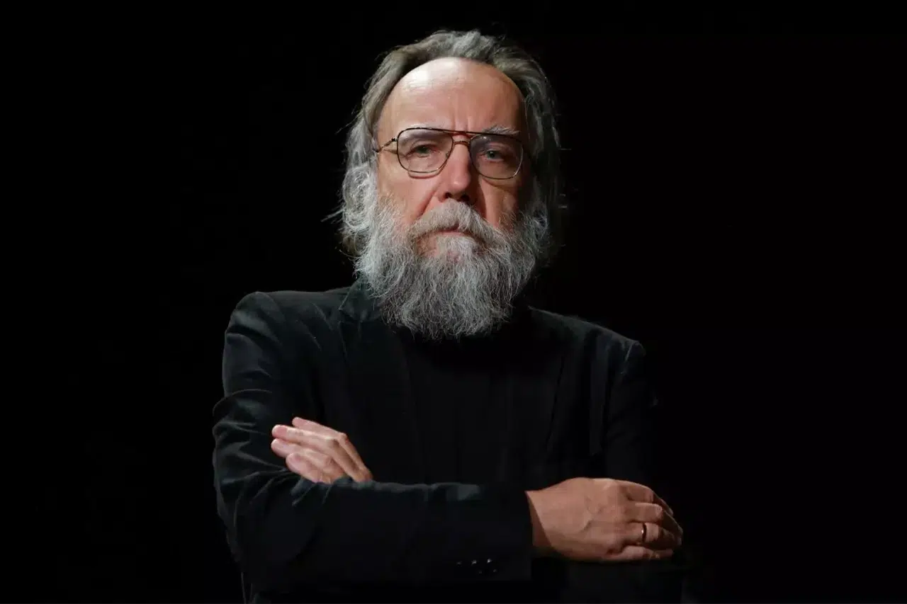 Dugin: İran baskıyı sürdürebilirse birkaç gün içinde zafer kazanacak