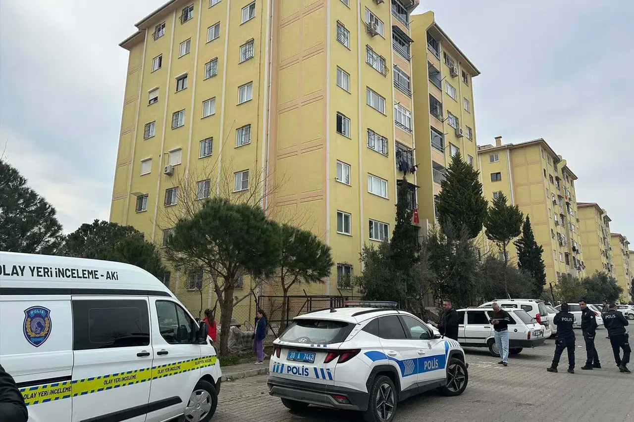 Anne evde değildi, baba uyuyordu: 3 yaşındaki Tuğra 6. kattan düştü!