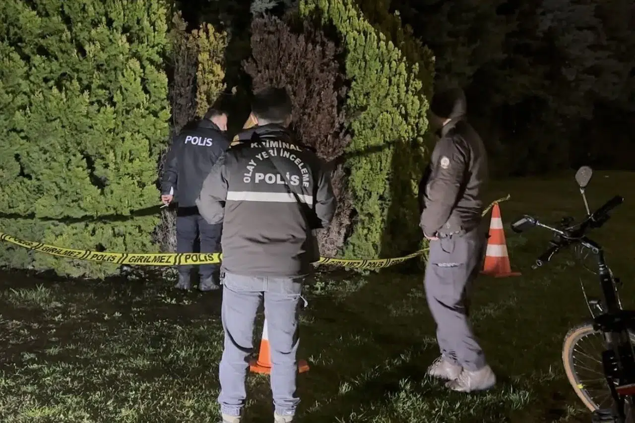 İstanbul'da bir parkta erkek cesedi bulundu