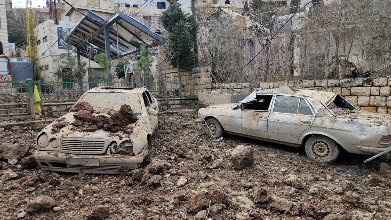 İsrail, Lübnan’ın güneyindeki sivillere tahliye çağrısını yineledi