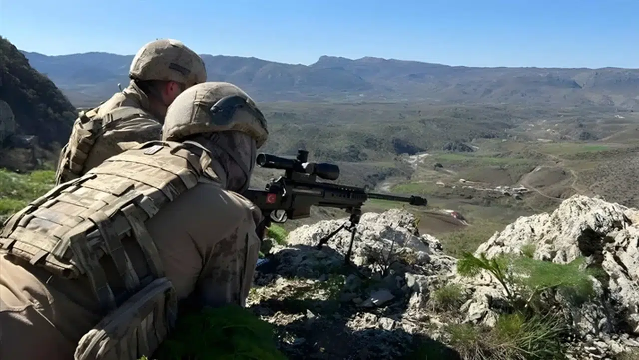 Olay olacak 'Türk askeri sınırda bekliyor' iddiası! 100 km'lik koridor detayı