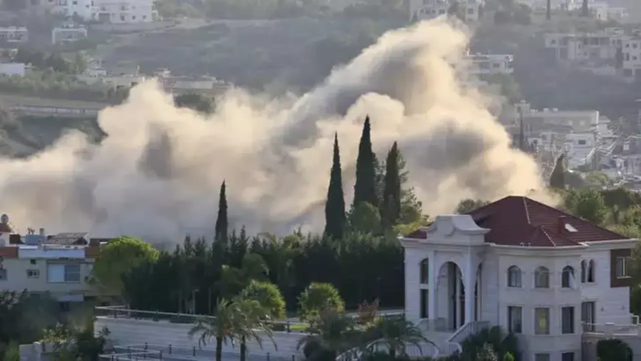 İsrail Lübnan’a hava saldırısı düzenledi: Görüntüler ortaya çıktı