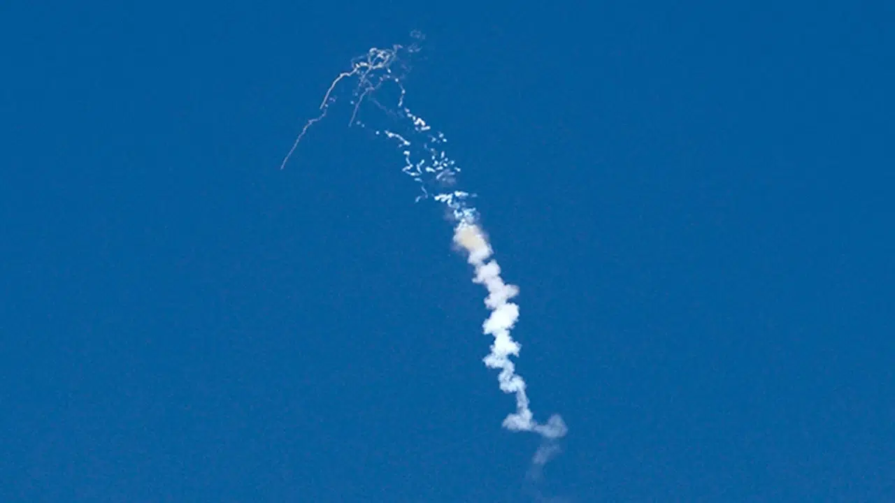 İran devrim muhafızları duyurdu: BAE, bahreyn ve kuveyt’teki ABD üsleri vuruldu