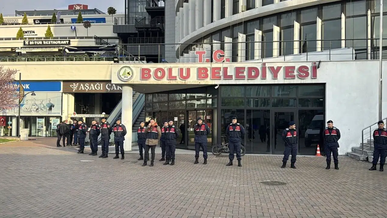 Bolu Belediyesi soruşturmasında 4 kişi tutuklandı