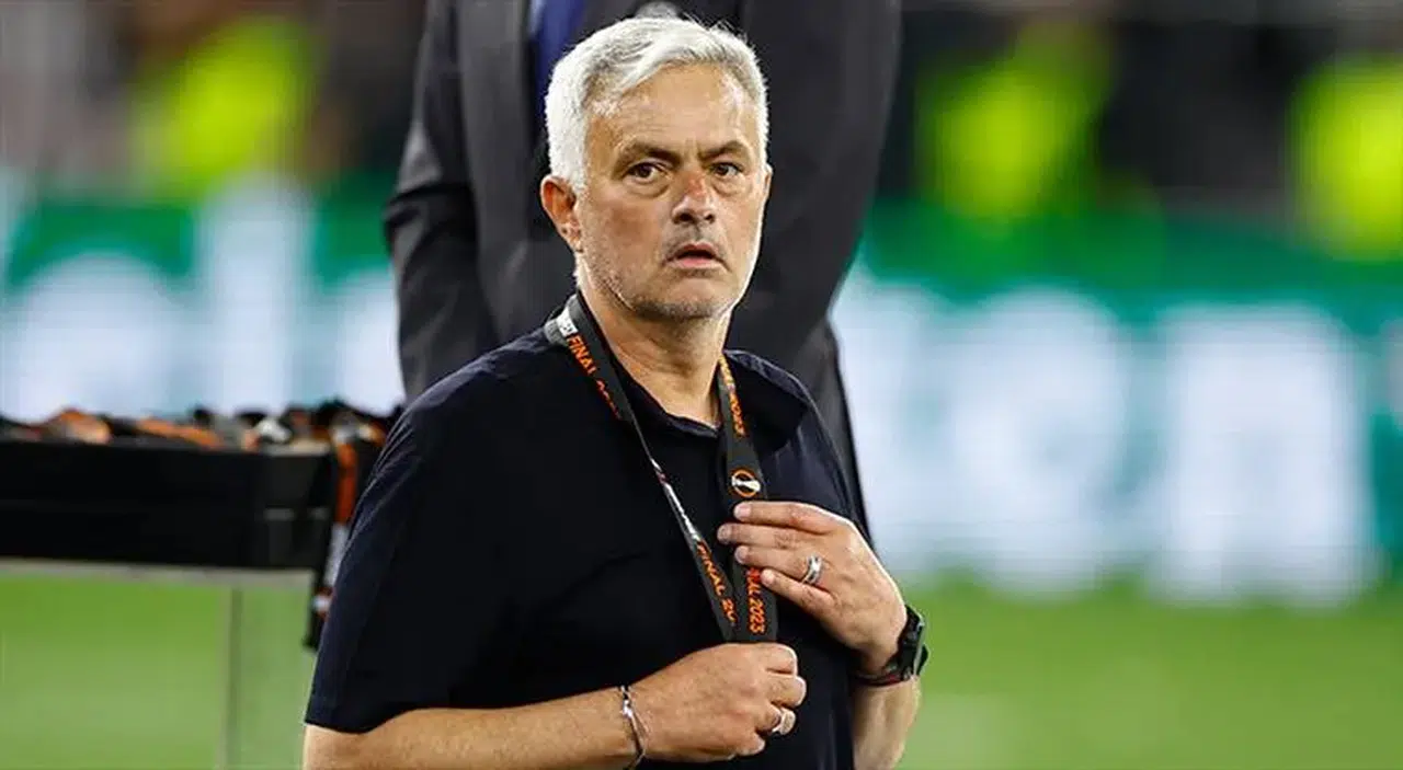 Olaylı şekilde ayrılmıştı: Jose Mourinho geri dönüyor