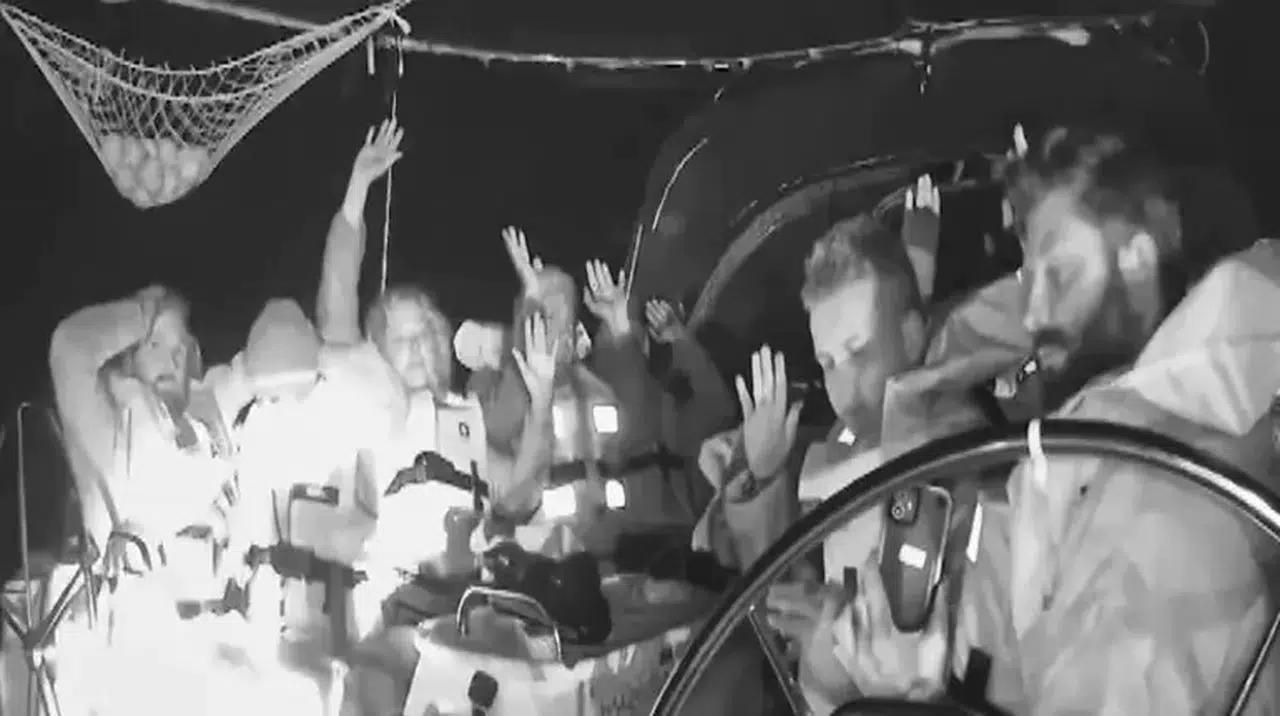 İsrail Sumud Filosu'nu ablukaya aldı