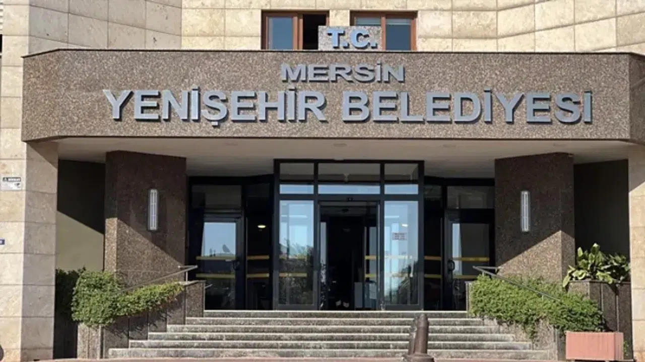 CHP'li Mersin Yenişehir Belediyesi'ne operasyon!