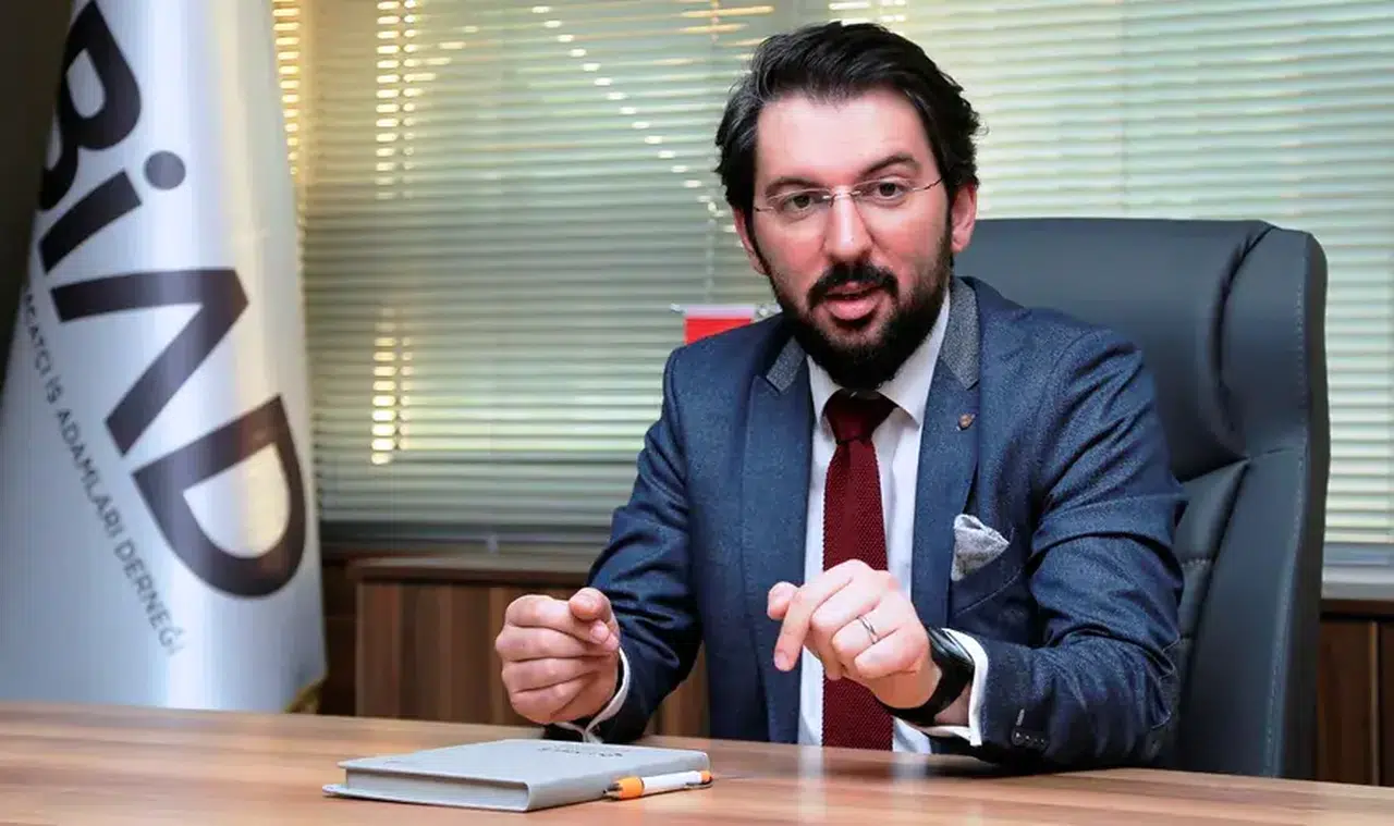 Ferhat Murat kimdir, aslen nereli, evli mi?