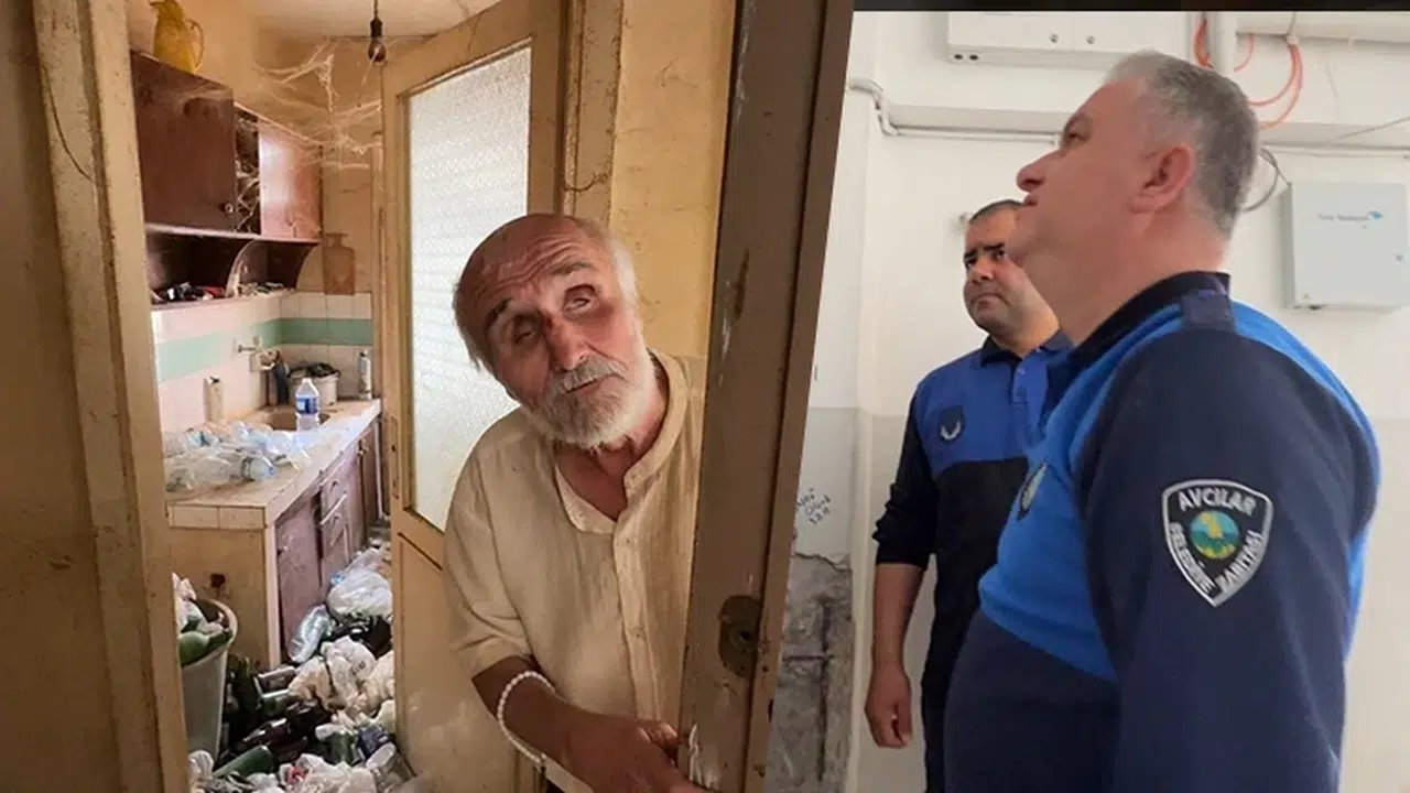 Çöp evde yaşayan adama ev tuttular: Yine çöplüğe döndü