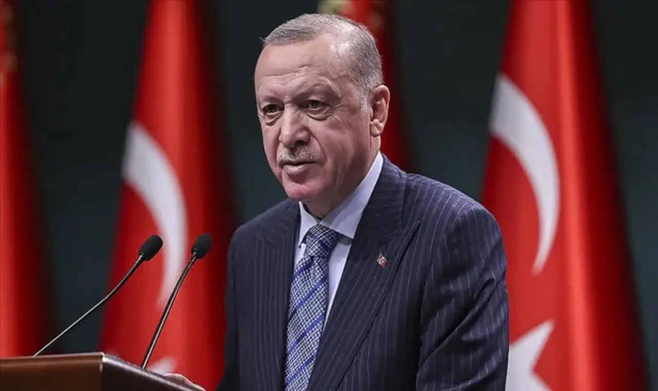 Cumhurbaşkanı Erdoğan tarihi başarıya imza atan Rıza Kayaalp’i tebrik etti